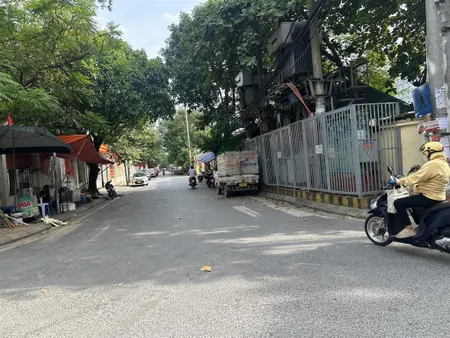 40m2 phú diễn, đất vuông như tờ a4