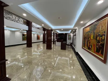 Em cần bán khách sạn 7,5 tầng ngay tt ngã 6. dt 212m2 mt 10 m