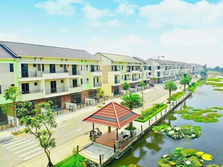 Bán nhanh căn góc sh4 dự án centacity vsip từ sơn giá tốt nhất sổ đỏ sang tên ngay