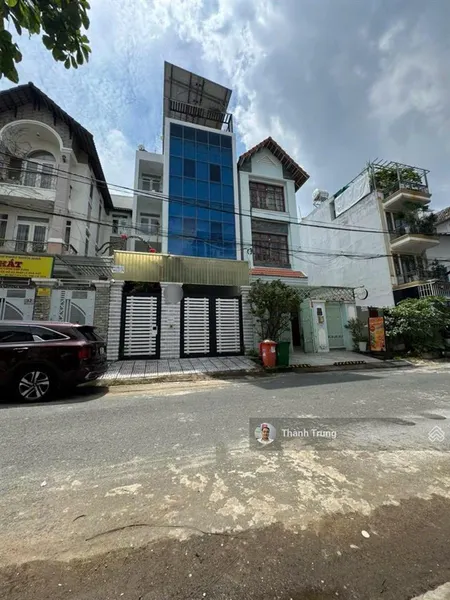 Siêu phẩm nhà đẹp khu bên sông, nhà ngang 6m có hầm, trệt, lửng + 2 lầu. giá vừa hạ 1 tỷ bán nhanh