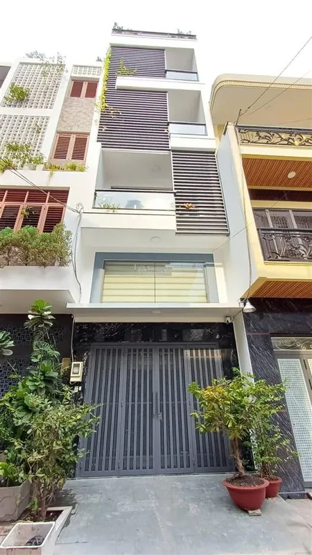 Nhà đẹp trung tâm tân bình 80m2 đường đồng đen p13 giá 6tỷ gần câu lạc bộ tdtt bàu cát
