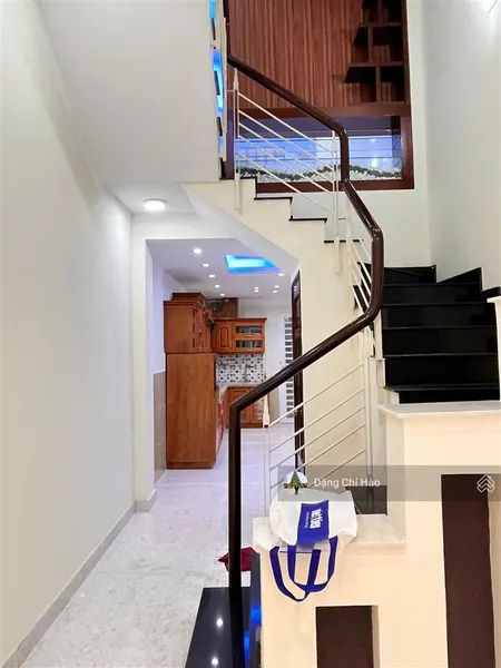 Nhà mới đẹp hxh 281 lê văn sỹ 3 x 16.5m, 5 tầng, giá 10.5 tỷ lt