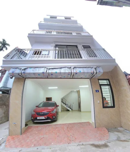 BÁN NHÀ PHỐ TRẠM LONG BIÊN – 50M² – 6 TẦNG – GARA Ô TÔ – ĐƯỜNG THÔNG – LÔ GÓC – NHỈNH 12 TỶ