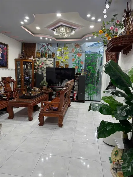 Bán nhà mặt tiền âu cơ, p.14, tân bình vừa ở vừa kinh doanh
