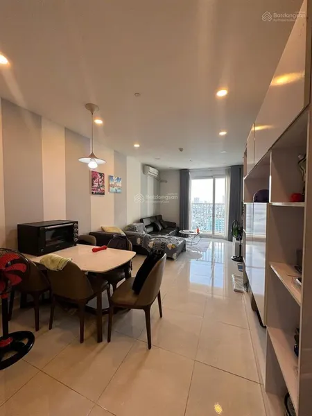 Bán căn tara full nội thất như hình 77m2 2pn 2wc tầng trung view tạ quang bửu 3 tỷ 7 có sổ