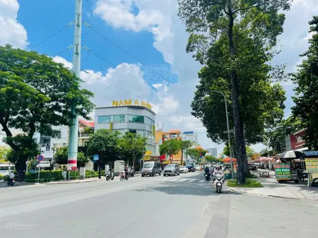 Bán gấp căn góc 2 mặt tiền đường lý thường kiệt và đường số 2 lữ gia