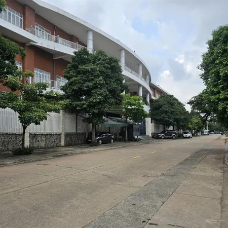 Tthc dỉ an ngay trường qt việt anh 3 tầng đường 12 thông .khu nhà giàu