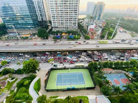 Bán căn hộ cc trần duy hưngtoà c1 d capitalecầu giấy dt 82m tầng trung đẹp.