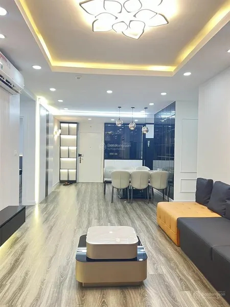 Bán căn hộ chung cư tại goldmark city, 9,5 tỷ, 115m2, 3pn, 2wc, sẵn sổ đỏ, full nội thất
