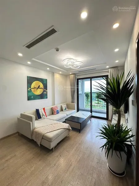 Duy nhất căn hộ ở mon city 2pn 70m2 ban công đông nam