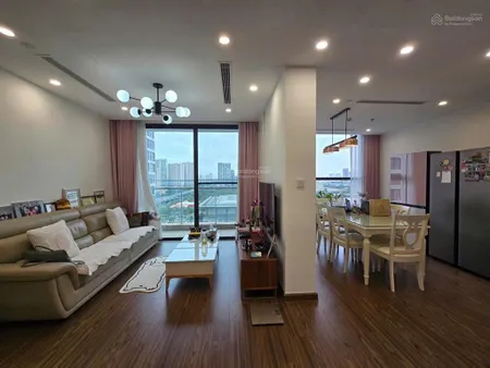 Chính chủ cần bán gấp căn 2n2vs 65m2 tại tòa vinhomes west point phạm hùng giá 7 tỷ. 0974 805 ***