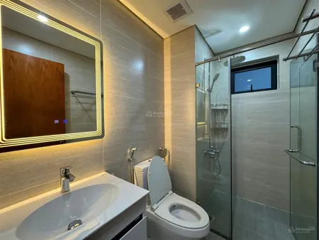 1 căn duy nhất ban công đông nam, dt 133m2 giá 7,55 tỷ, nội thất xịn đẹp, 105m2 giá 7 tỷ