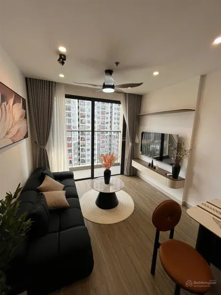 Chính chủ bán 2pn 54.8m4.2 tỷ nội thất đầy đủ kđt vinhomes smart city