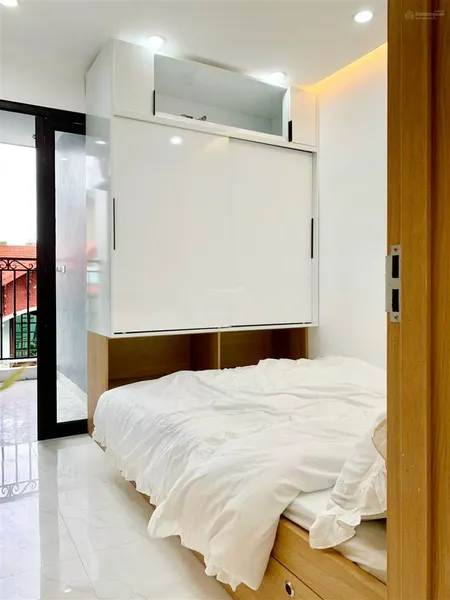 Chính chủ xây bán ccmn trần khát chân 3050m2 giá rẻ, full nội thất cao cấp, pccc hiện đại, ngõ ôtô