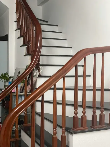 Cho thuê nhà Phạm Văn Đồng, 3 tầng x 40m2, 2 ngủ, 11 Triệu