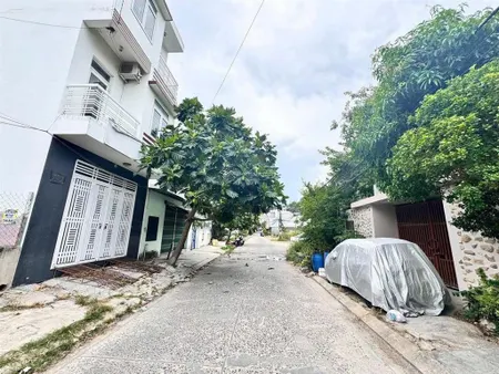 Bán đất 2tỷ8 đường nguyễn văn đăng (10m) kdc ngọc sơn phường tây nha trang. cách tttp 5 phút