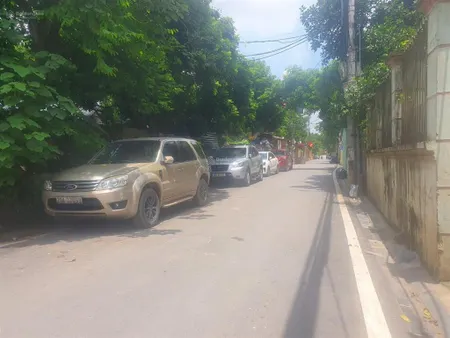 Hải bối , đông anh thành phố ven sông oto vào đất gần cầu thăng long