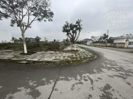 Bán gấp đất kđt mới kim sơn , đông triều , quảng ninh,310m2, giá chỉ 40tr/m2.