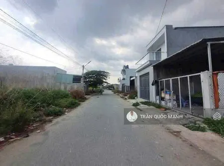 Bán đất 1/ tỉnh lộ 10. 200m ra đường nhựa. dân cư đông. giá 1,4 tỷ. 0832 369 ***