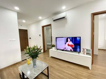 Giá rẻ nhất thị trường Cho thuê CHCC 2PN Iris Garden full nội thất mới xịn, view đẹp LH: 0879488004