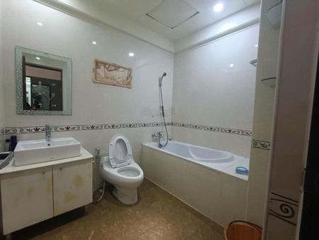 Cho thuê nhanh căn hộ cao cấp The Flemington. 184 Lê Đại Hành. 3PN,full,20tr.LH: 0901341984 Phương
