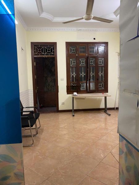 Văn phòng, Cửa hàng tiện giao dịch Hoàng Quốc Việt, Nghĩa Đô