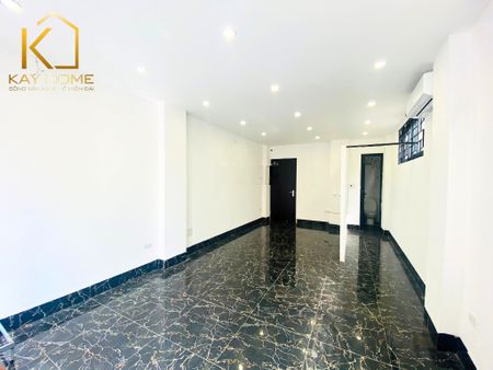 Cho thuê MBKD, Văn Phòng tại 143 Nguyễn Chính, Hoàng Mai ô tô đỗ cửa