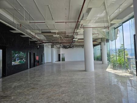 Văn phòng đường Nguyễn Văn Linh, view trọn thành phố, phù hợp cho 50-80 nhân sự làm việc