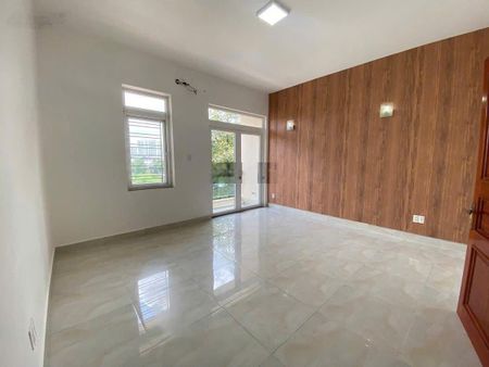 Cho thuê văn phòng (KẾT HỢP Ở) tại Him Lam Kênh Tẻ, 65 triệu (chưa VAT), 100m2, Q7, HCM - HOT