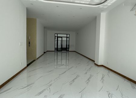 Cho thuê văn phòng 35m2 đến 130m2 chỉ từ 6 triệu tại Vinhomes Grand Park. Liên hệ 0828030977 Thiện