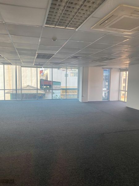Cho thuê văn phòng 18 Tam Chinh, Q. Hai Bà Trưng 50m2, 150, 230, 500, 700m2 giá 100 nghìn/m2