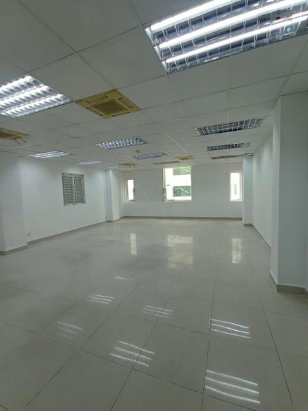 Cho thuê văn phòng khu K300 - Đường Lê Trung Nghĩa - 120m2, giá 30 triệu/tháng