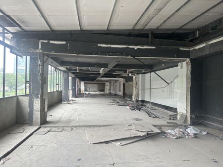 Chính chủ cho thuê mặt bằng tầng 2 tổng 700m2