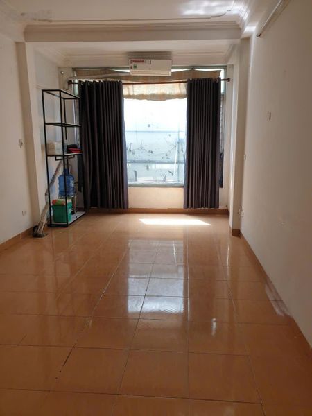 Chính chủ cho thuê tầng 2 làm văn phòng hoặc nhà trọ, DT 40m2