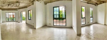 Cho thuê 2 sàn Văn Cao 155m² ô tô đỗ cửa hỗ trợ lắp điều hòa, phù hợp văn phòng/đào tạo