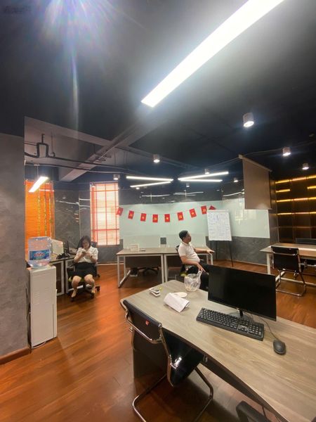 Cho thuê văn phòng mặt phố Phạm Ngọc Thạch, 200m2 thông sàn, phù hợp mọi mô hình KD, VP. 28tr/th