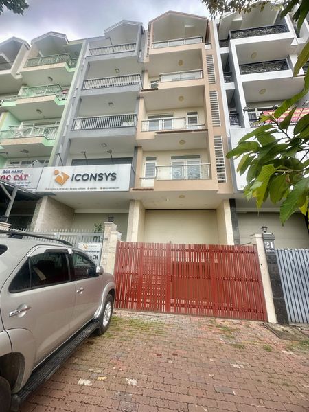Cho thuê Văn phòng tại Him Lam Kênh Tẻ . Giá 65tr/th . DT 350m2 . Có thang máy