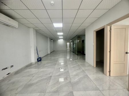 Cho thuê VP tại Khu đô thị Him Lam . Giá từ 18-26tr/th . DT từ 80-120m2 .