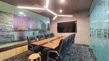 Cho thuê văn phòng 250m2, giá thuê 45 triệu mặt đường Phạm Hùng