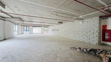 Cho thuê tòa nhà văn phòng vip hạng A phố Hàng Chuối (TT Hoàn Kiếm - Hai Bà Trưng)