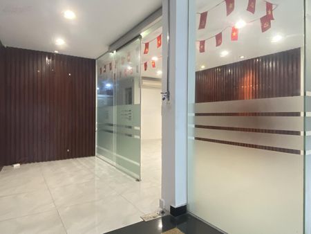 Cho thuê toà nhà văn phòng Bình Thạnh - Ung Văn Khiêm- Metro Tân Cảng - 7x20m 7 tầng - hẻm xe hơi
