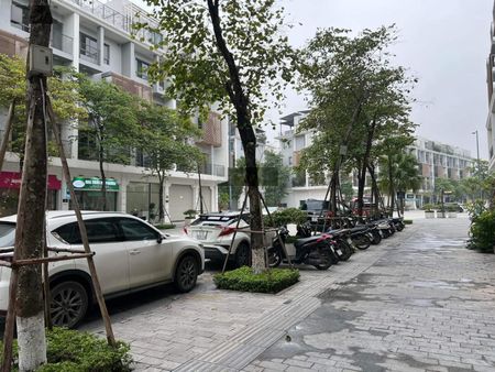 Cho thuê văn phòng tại The Manor Central Park - Nguyễn Xiển, tầng 1 riêng biệt