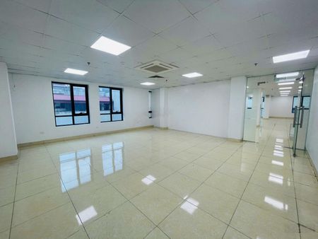 Cho thuê mặt bằng kinh doanh, văn phòng tại Nguyễn Khang, Trần Duy Hưng, Cầu Giấy, Hà Nội