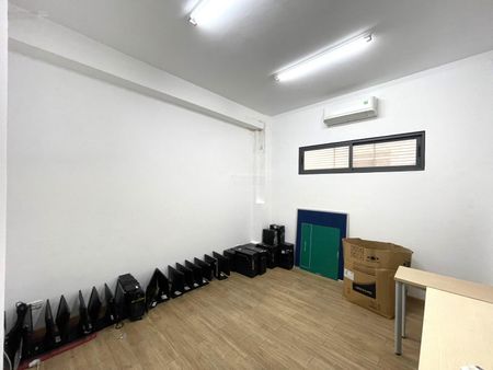 Văn phòng rẻ nhất Quận 1 dt 16m2 giá 6,4 triệu