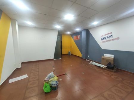 Nhà mặt phố cho thuê tầng 1 tại đường Nguyễn Minh Hoàng, Phường 12, Tân Bình, Hồ Chí Minh