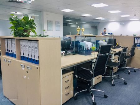 Cho thuê văn phòng phố trần quang diệu , đống đa,hà nội,dt 45m2, thông sàn,giá 10tr/tháng