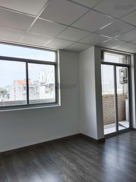 Cho thuê 2 sàn trống - 110m2/sàn tòa nhà Sweethome, Phường Tân Định, Quận 1