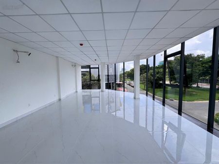 Góc 3 mặt tiền7.7x19m, 5 tầng KDC Kim Sơn vừa hoàn thiện 100% giá 90tr