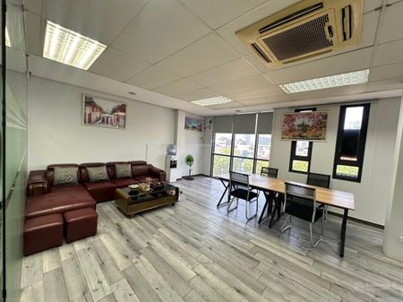 Văn phòng full đồ chỉ 19tr | ngã tư Nguyễn Khang, Trần Duy Hưng
