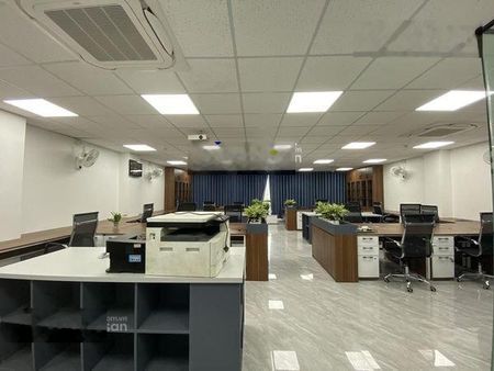 Cho thuê văn phòng 70m2 giá ưu đãi tại Vũ Phạm Hàm, Trung Hòa, Cầu Giấy, Hà Nội. LH 0982908245